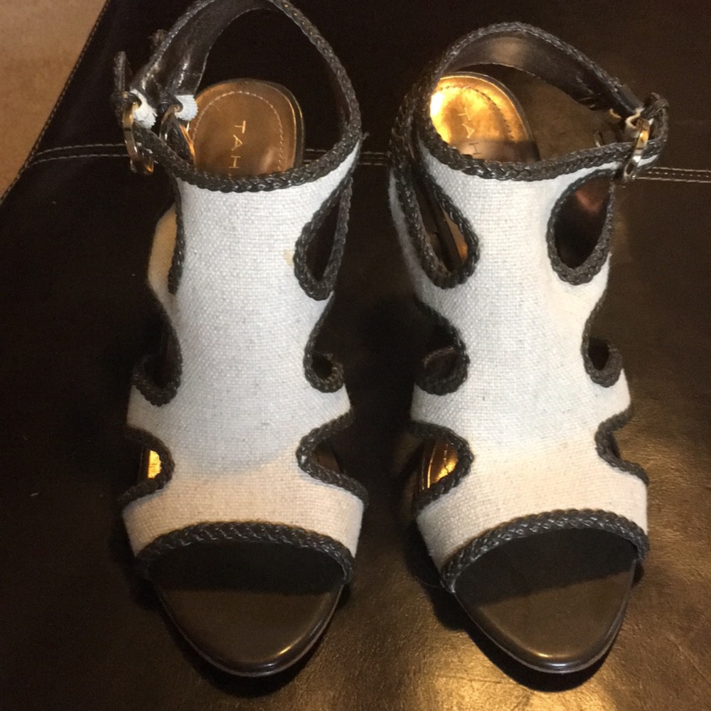 Tahari Heels
